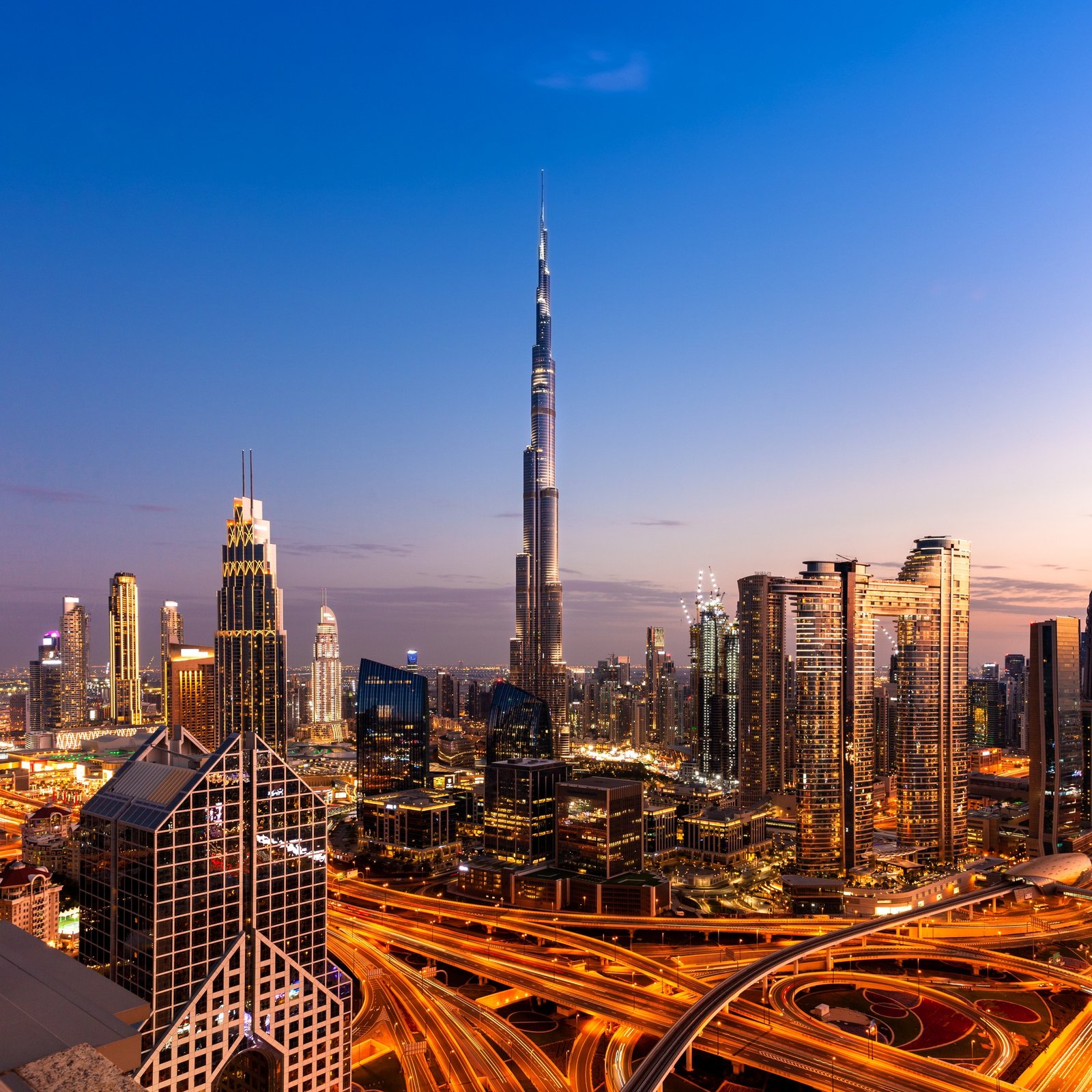 Burj Khalifa at dusk, Dubai, UAE